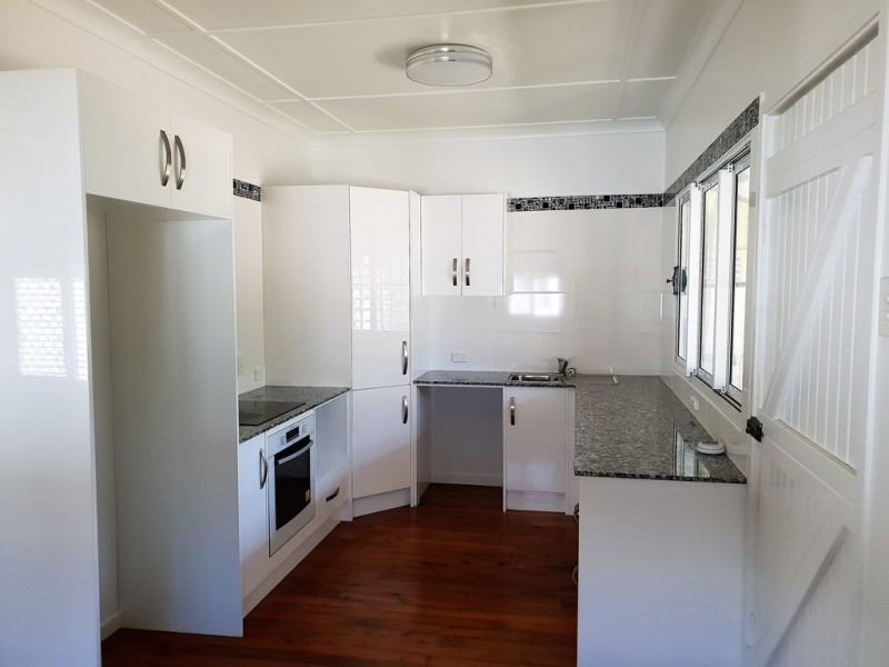 54 Hamilton Avenue, Wandal QLD 4700