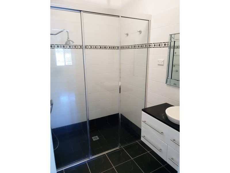 54 Hamilton Avenue, Wandal QLD 4700