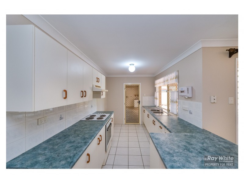 13 Banksia Court, Gracemere QLD 4702