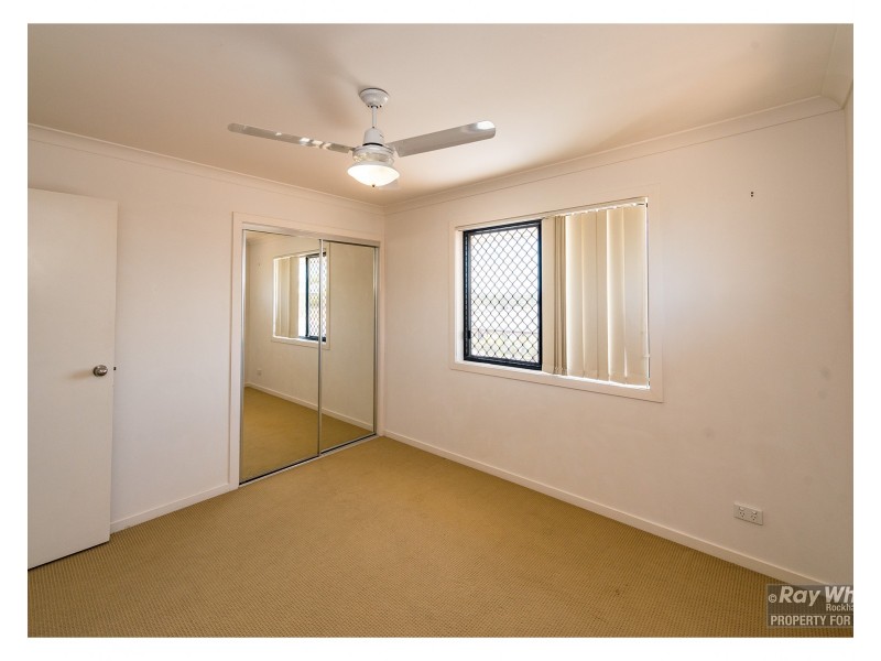 14 John Oxley Street, Gracemere QLD 4702