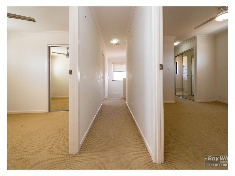 14 John Oxley Street, Gracemere QLD 4702