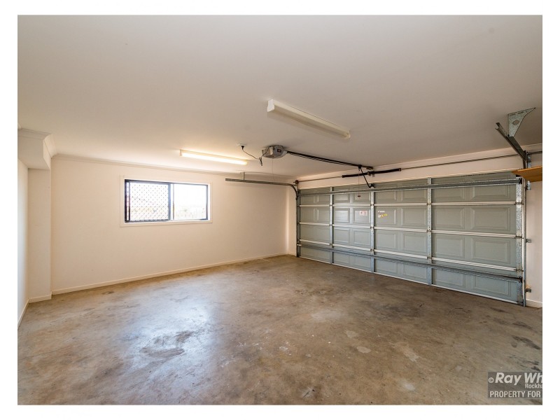 14 John Oxley Street, Gracemere QLD 4702