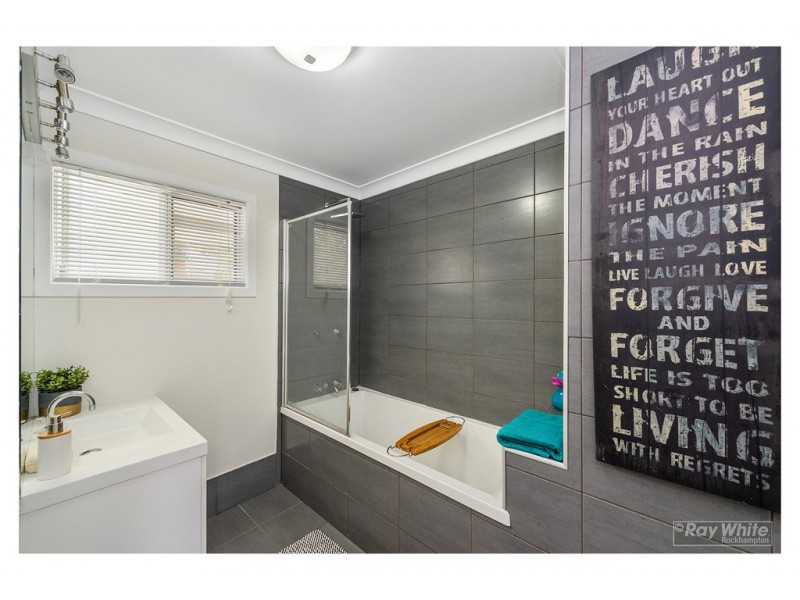 341 Lawrence Avenue, Frenchville QLD 4701