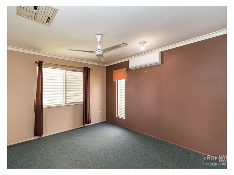 11 Sydney King Close, Gracemere QLD 4702