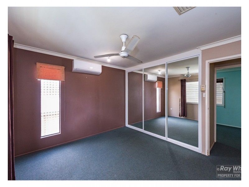11 Sydney King Close, Gracemere QLD 4702