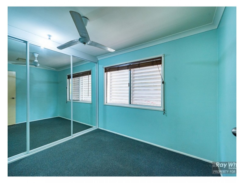 11 Sydney King Close, Gracemere QLD 4702