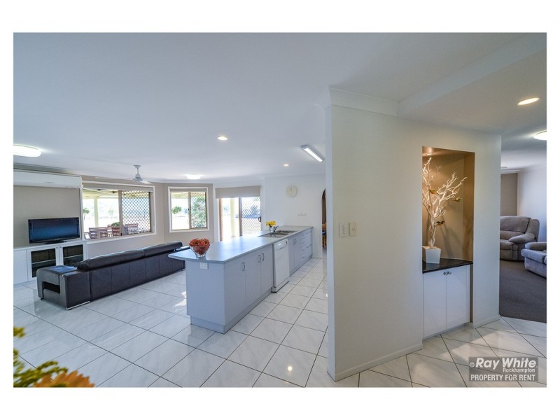 63 Constance Avenue, Rockyview QLD 4701