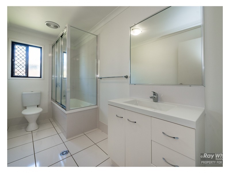 14 Angela Court, Gracemere QLD 4702