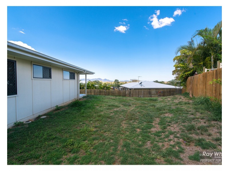 14 Angela Court, Gracemere QLD 4702