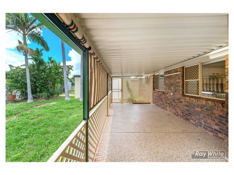 25 Bean Avenue, Parkhurst QLD 4702