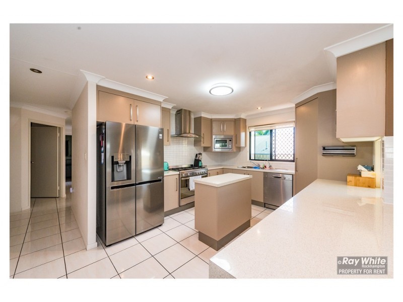 71 Buxton Drive, Gracemere QLD 4702