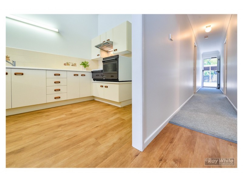 2/182 Talford Street, Allenstown QLD 4700