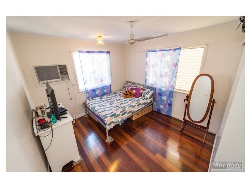 10 Fisher Street, Gracemere QLD 4702
