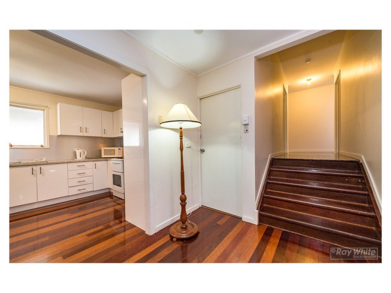 10 Fisher Street, Gracemere QLD 4702