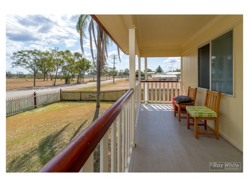 10 Fisher Street, Gracemere QLD 4702
