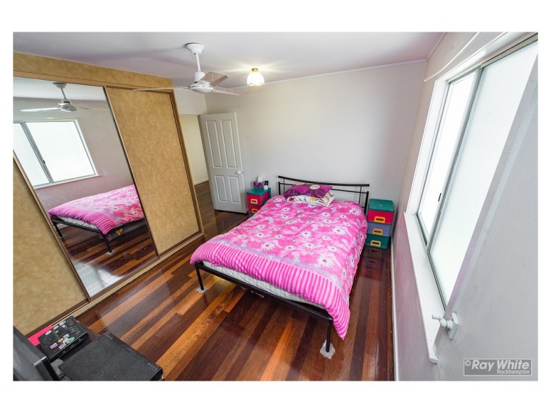 10 Fisher Street, Gracemere QLD 4702