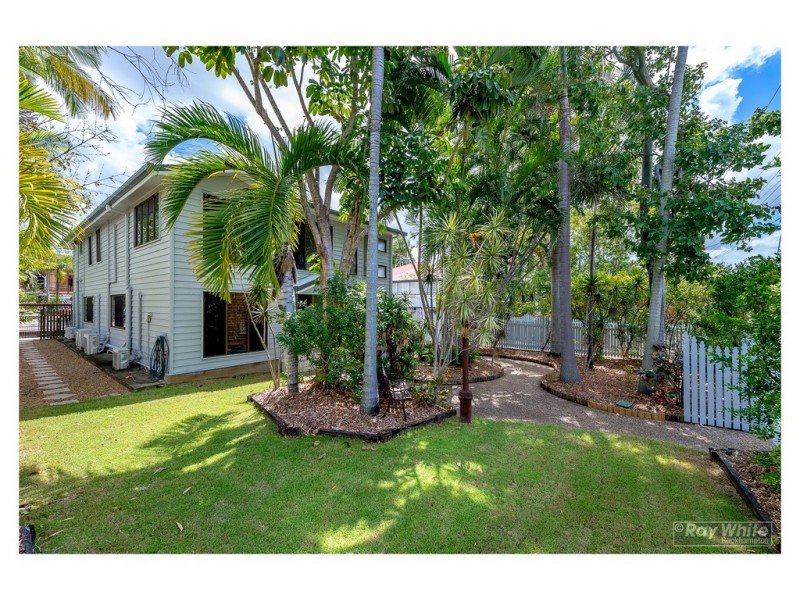 72 Davis Street, The Range QLD 4700