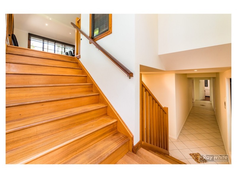 72 Davis Street, The Range QLD 4700