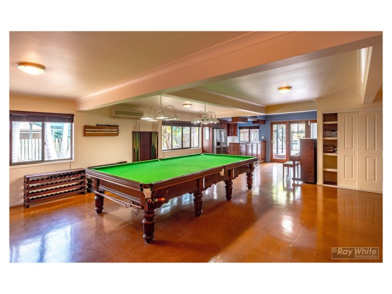 72 Davis Street, The Range QLD 4700