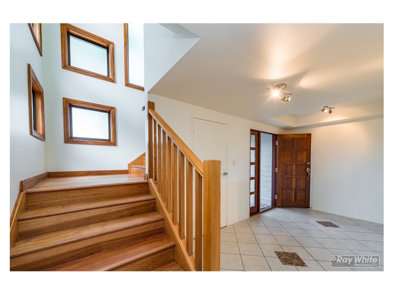 72 Davis Street, The Range QLD 4700