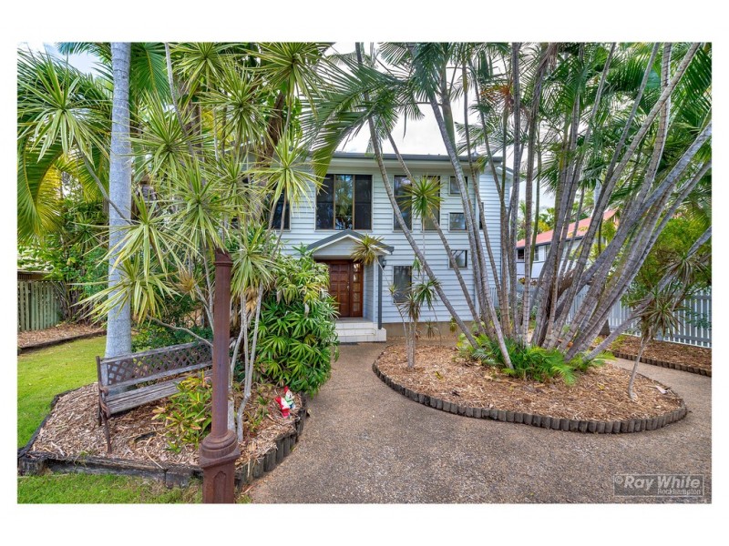 72 Davis Street, The Range QLD 4700