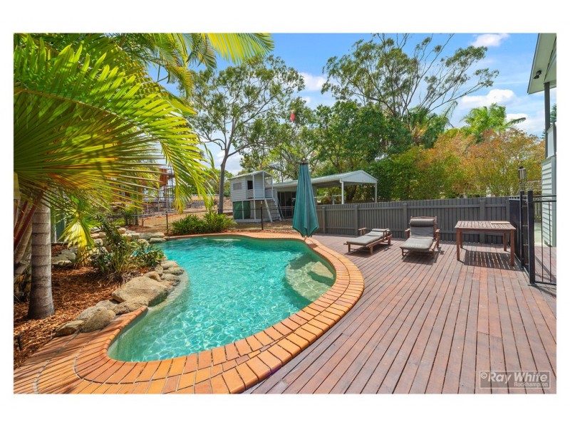 72 Davis Street, The Range QLD 4700