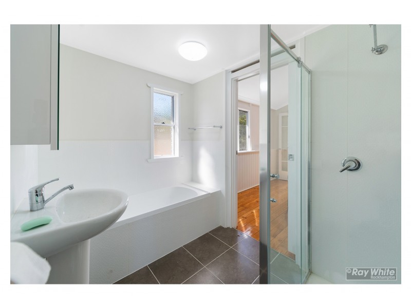 7 Synge Street, Lakes Creek QLD 4701