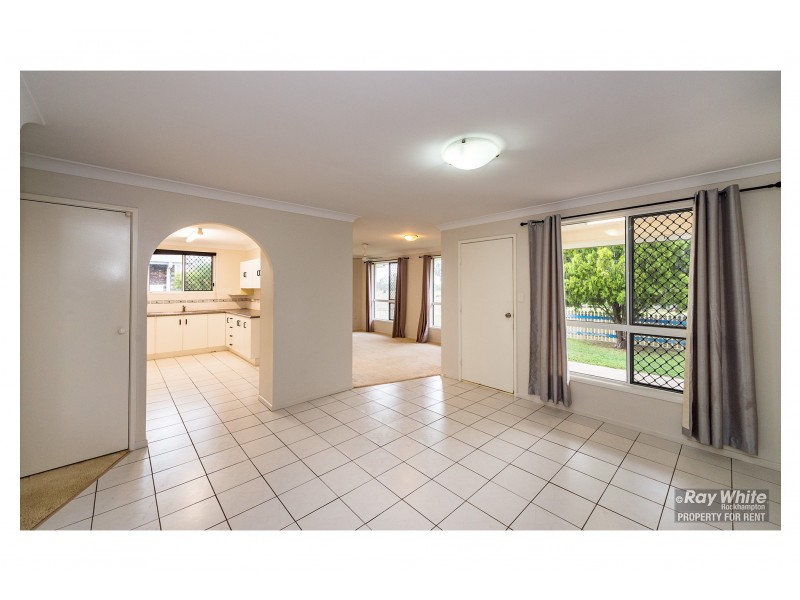 69 Old Capricorn Highway, Gracemere QLD 4702