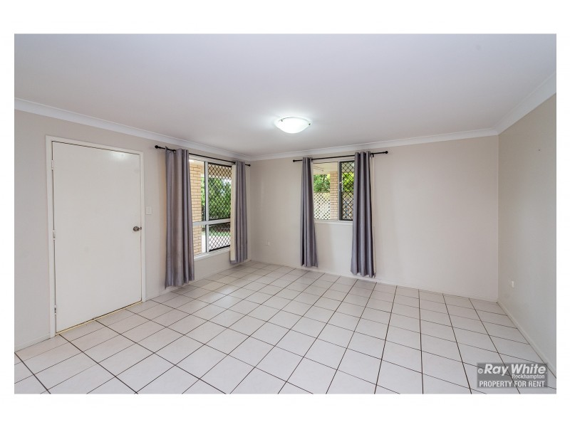 69 Old Capricorn Highway, Gracemere QLD 4702