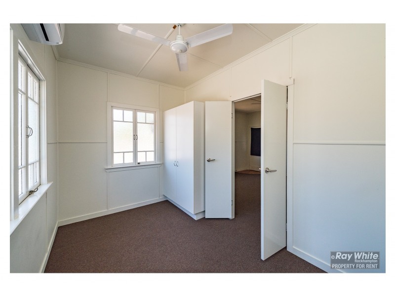 5b Dowling Street, Park Avenue QLD 4701