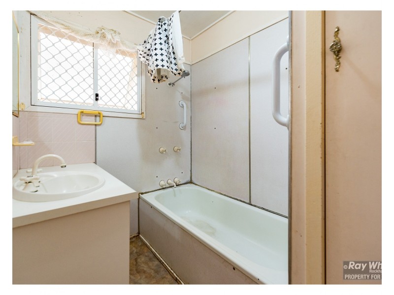 37 Stickley Street, West Rockhampton QLD 4700