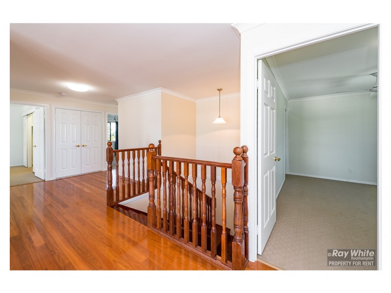 21 Booker Street, Park Avenue QLD 4701