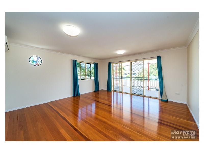 21 Booker Street, Park Avenue QLD 4701