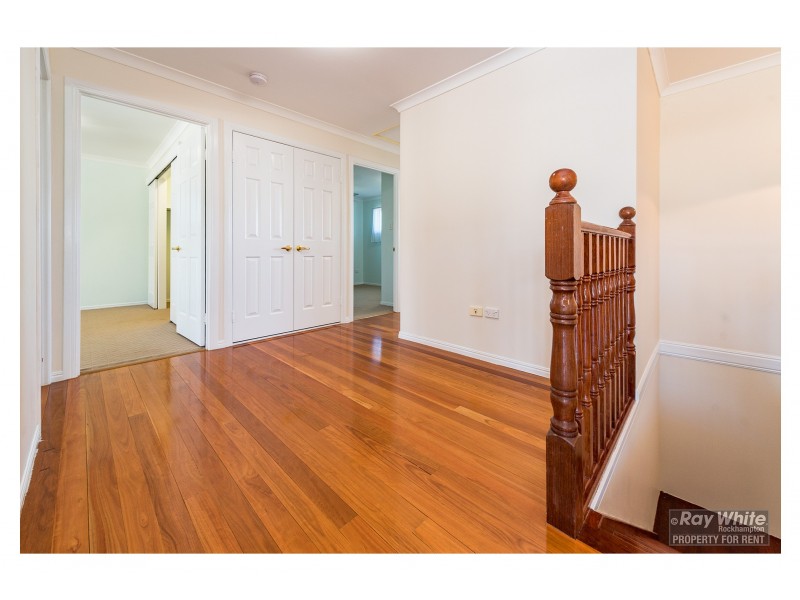 21 Booker Street, Park Avenue QLD 4701