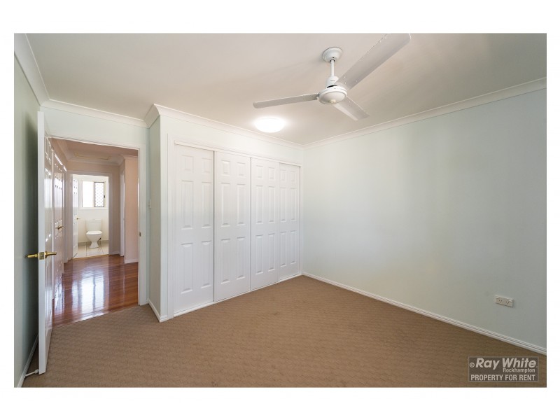 21 Booker Street, Park Avenue QLD 4701