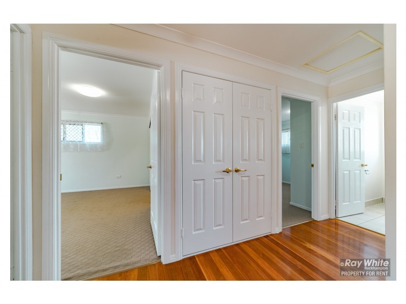 21 Booker Street, Park Avenue QLD 4701