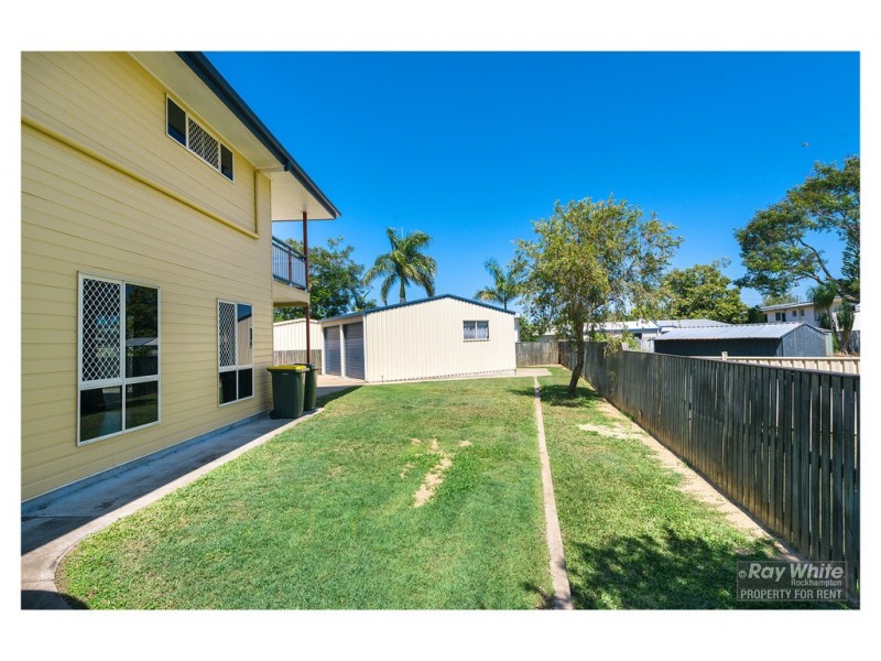 21 Booker Street, Park Avenue QLD 4701