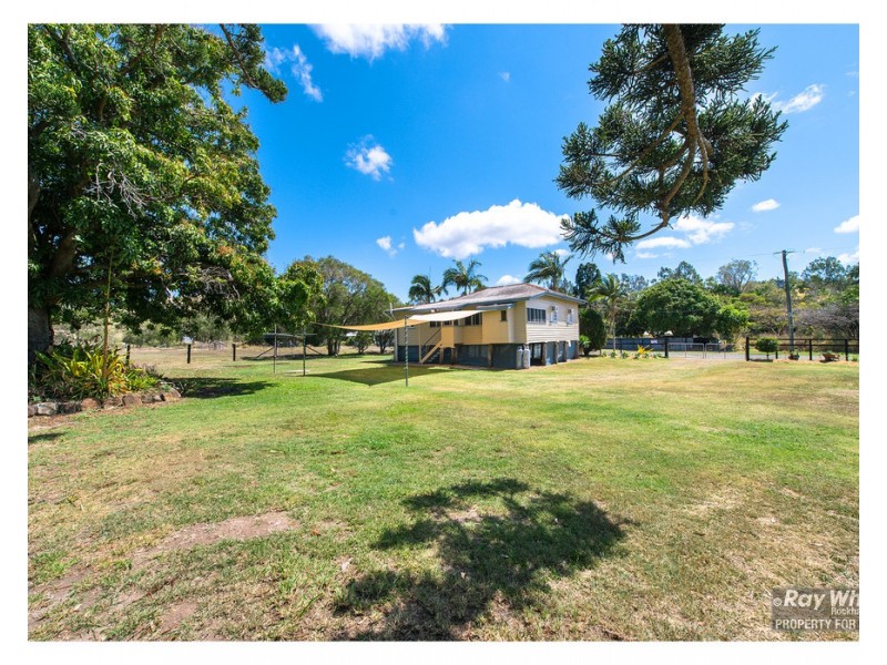 19 Wood Street, Mount Chalmers QLD 4702