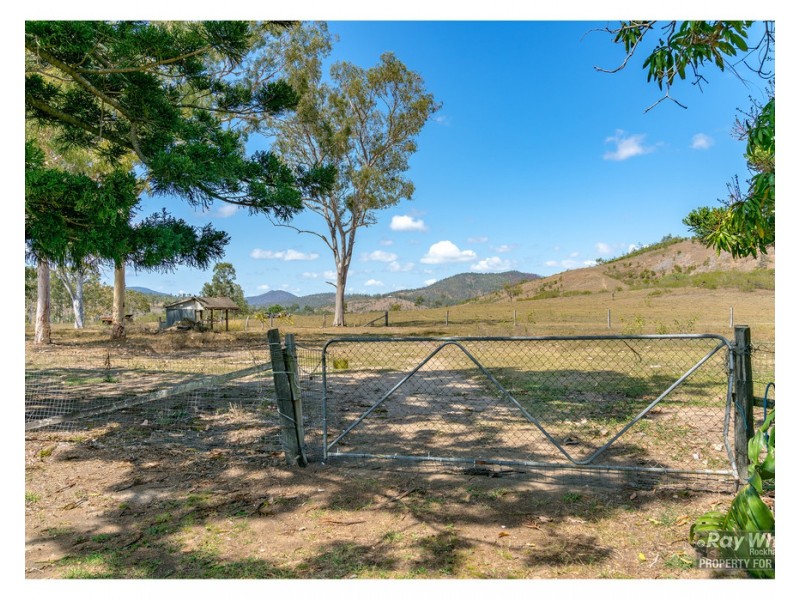 19 Wood Street, Mount Chalmers QLD 4702
