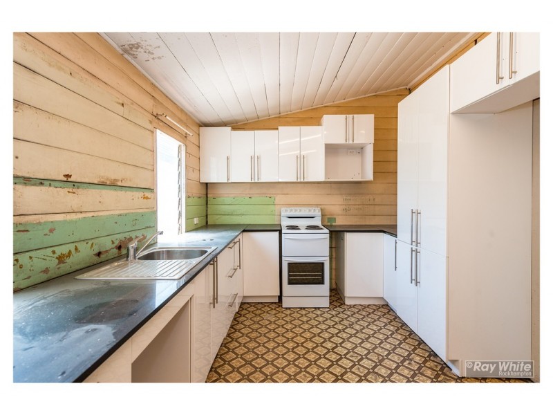 12 Ross Street, Allenstown QLD 4700