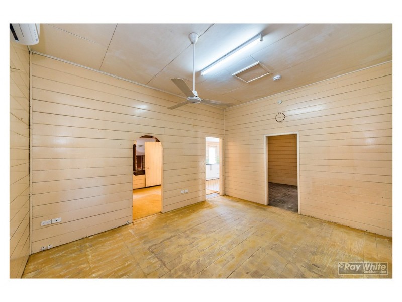 12 Ross Street, Allenstown QLD 4700