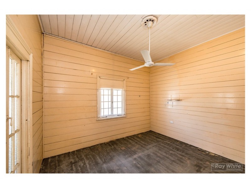 12 Ross Street, Allenstown QLD 4700