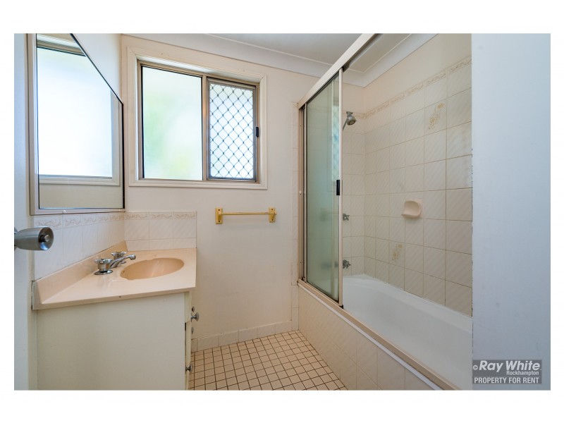 104 Donovan Crescent, Gracemere QLD 4702