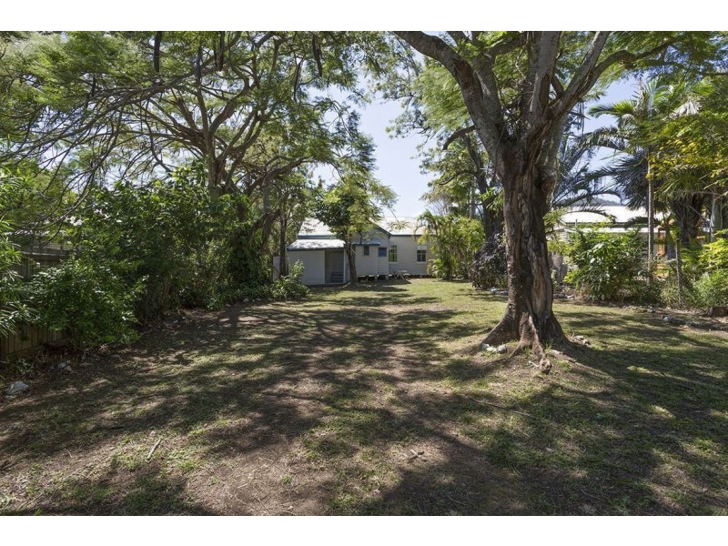 448 Lakes Creek Road, Lakes Creek QLD 4701