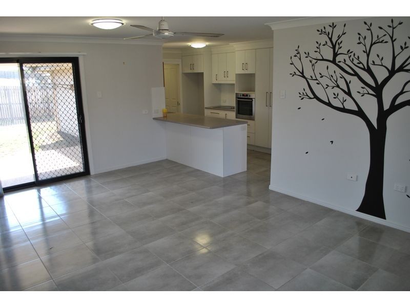 24 Burke and Wills Drive, Gracemere QLD 4702