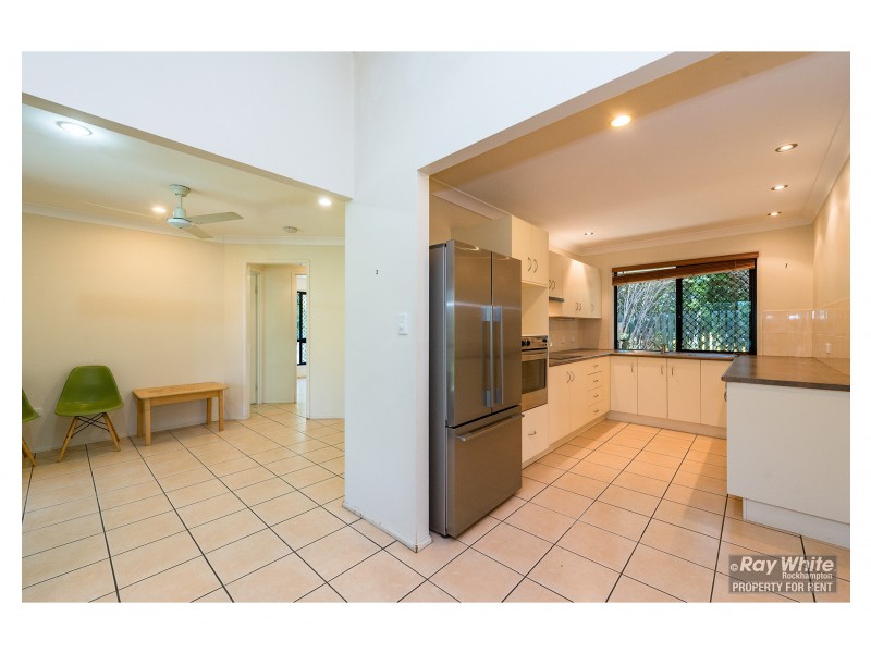 14 Hicks Close, Gracemere QLD 4702