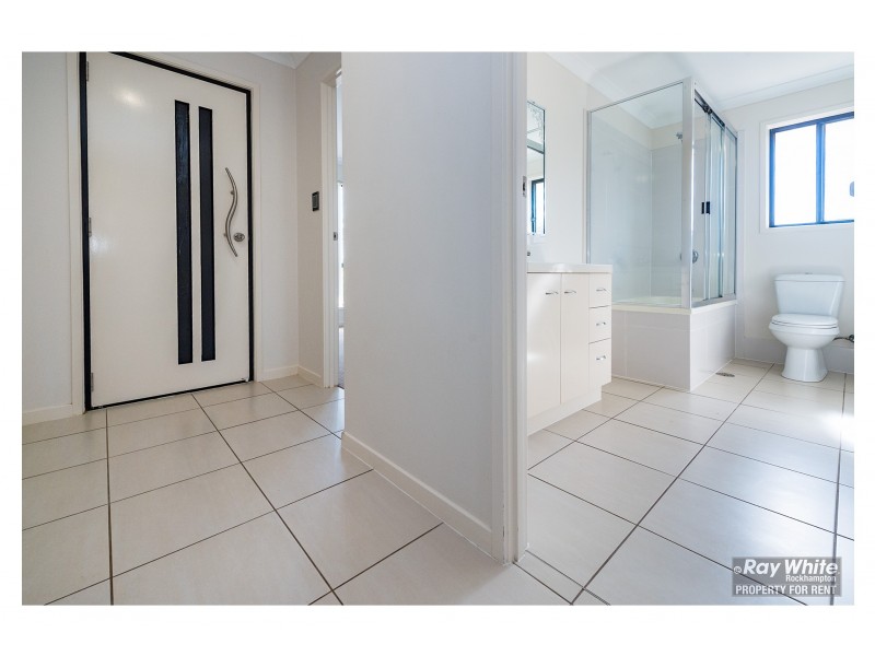 3 Amy Street, Gracemere QLD 4702