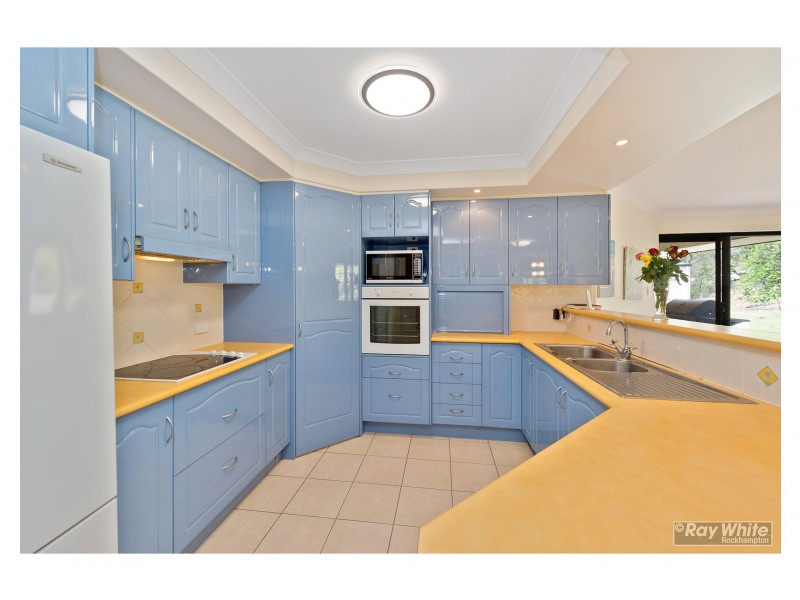 13-15 Mark Acton Close, Rockyview QLD 4701