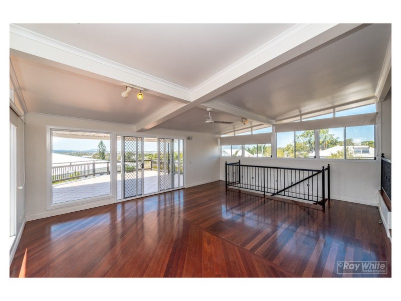 94 Caroline Street, The Range QLD 4700