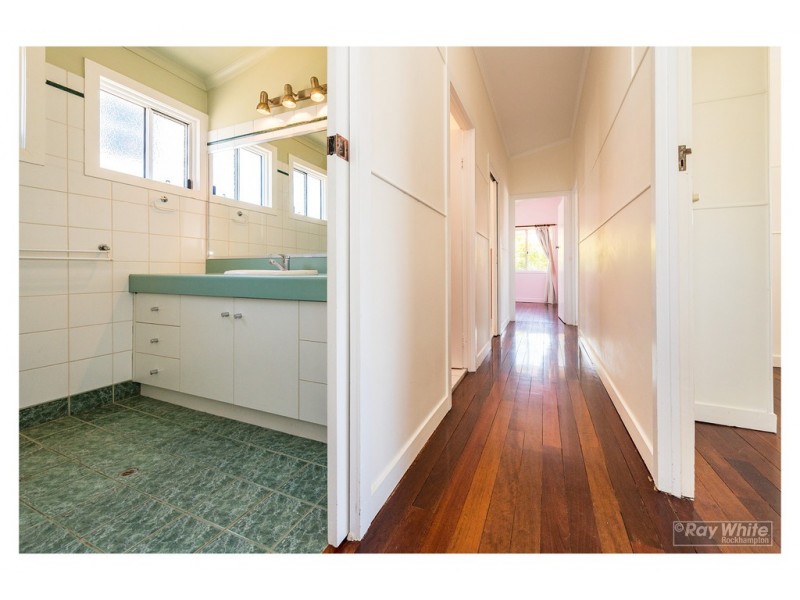 94 Caroline Street, The Range QLD 4700